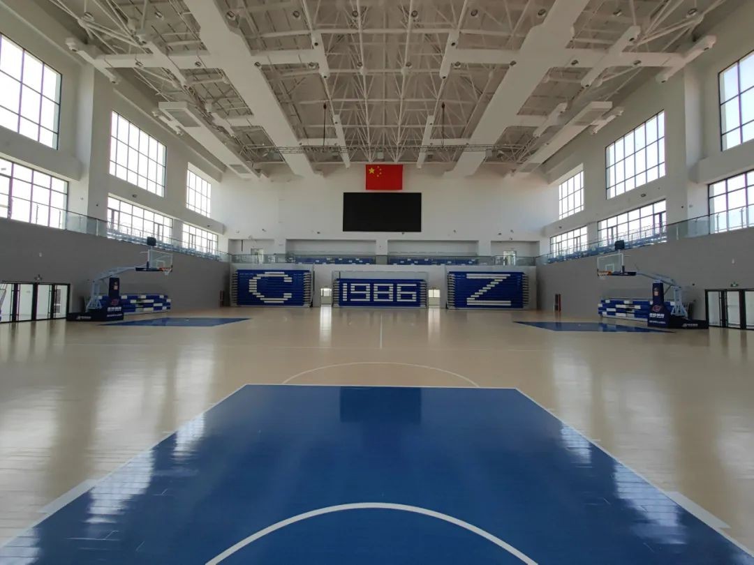 训练馆内